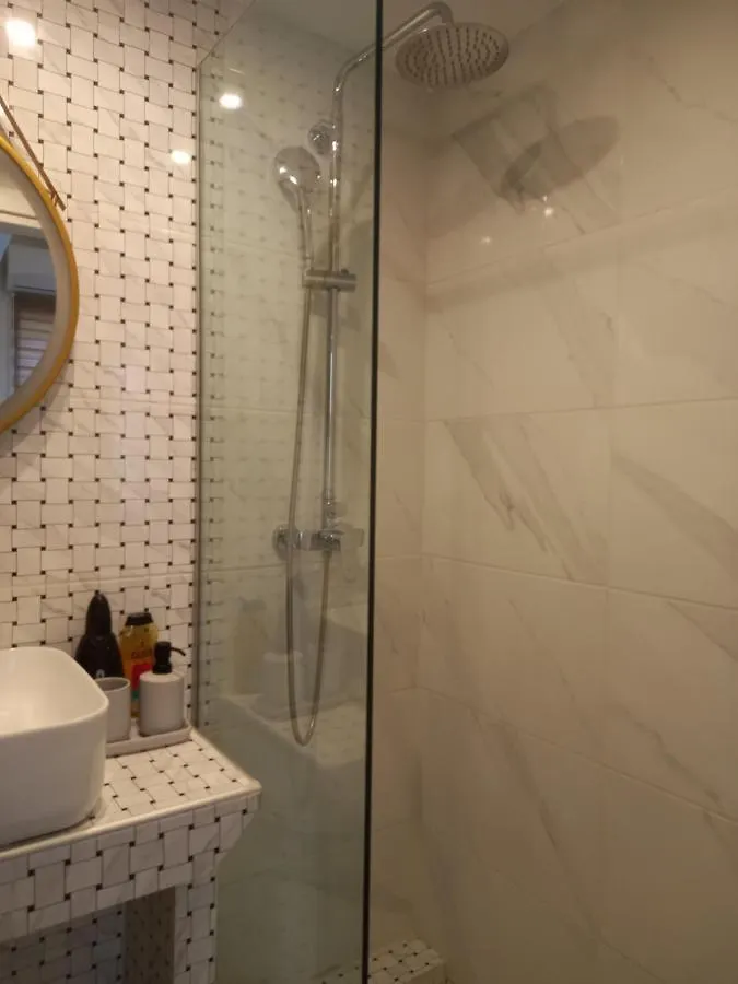 Apollonas: Luxury Apartment in Ladadika, Central Thessaloniki Greece