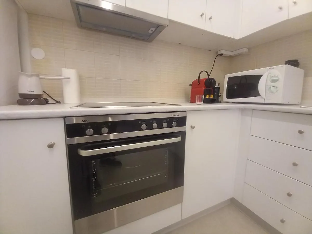 Apollonas: Luxury Apartment in Ladadika, Central Thessaloniki Greece